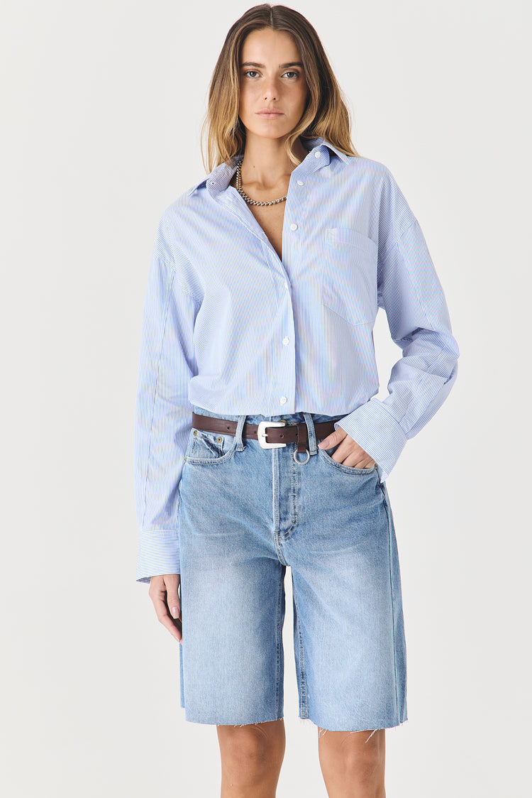 Bermuda Luna Recortes Barra a Fio – Jeans Claro
