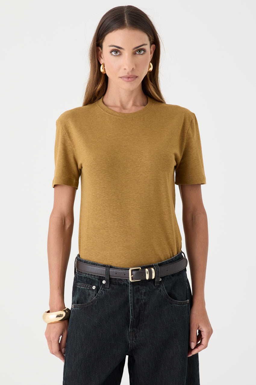 T-shirt Gola Redonda – Caramelo
