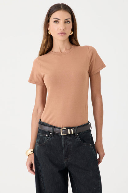 T-shirt Gola Redonda Baby Look – Caramelo