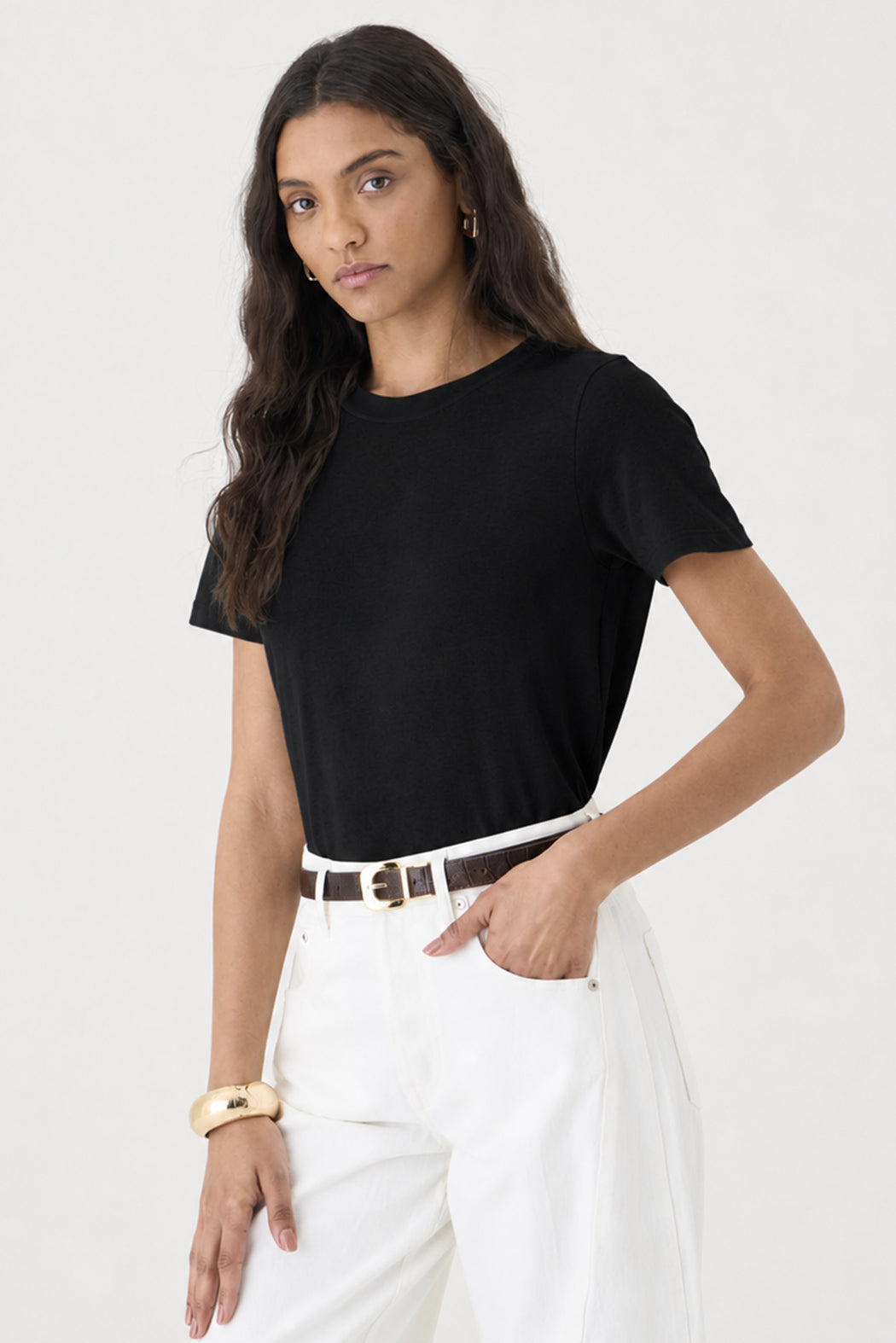 T-shirt Gola Redonda Baby Look – Preto